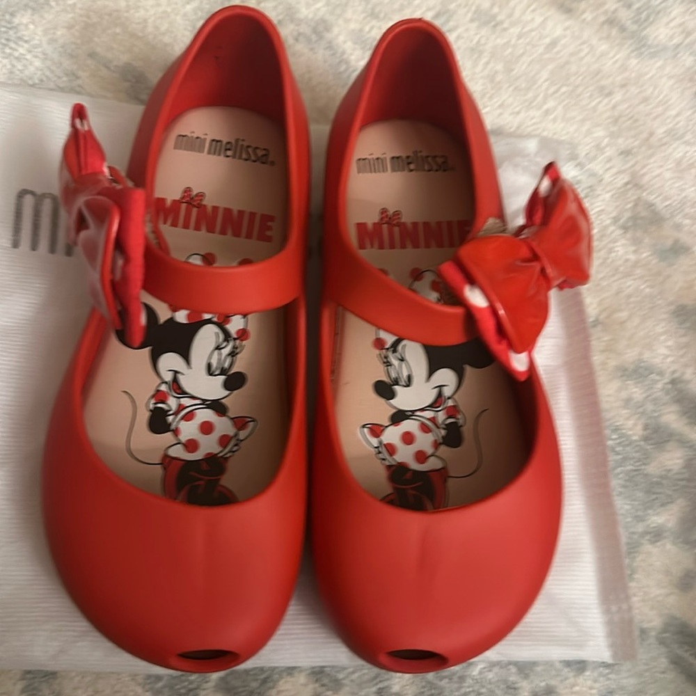 Mini Melissa Minnie